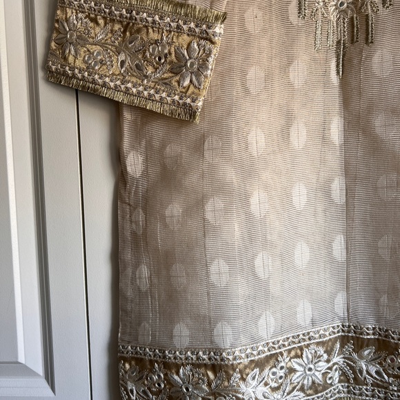 Ethnic Indian Pakistani Kurta - Picture 3 of 5